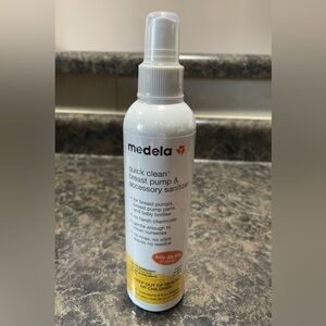 Medela Quick Clean Breast Pump & Accessory Sanitizer